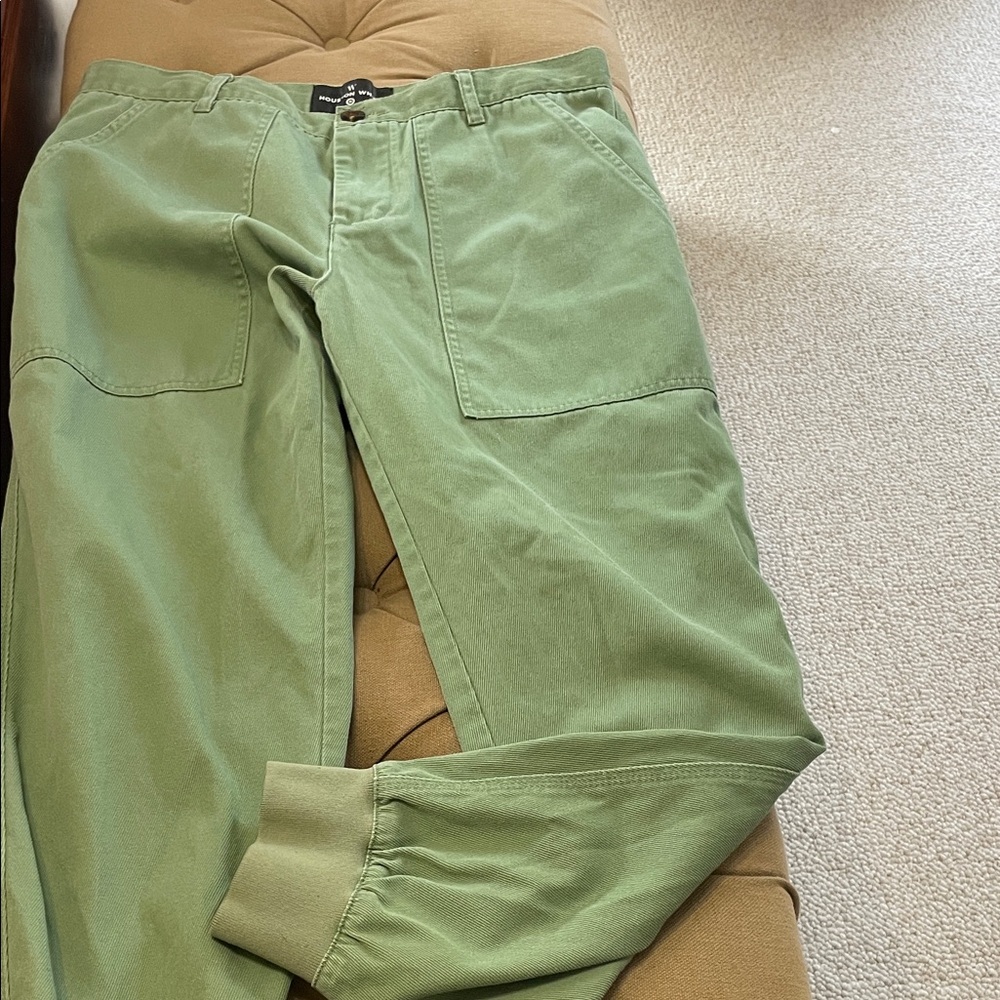Light Green Women's Patch-Pocket Joggers with Elastic Cuffs